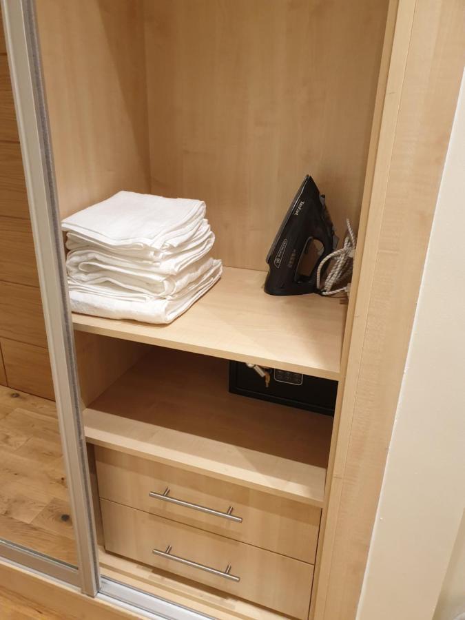 London Luxury Apartments 5 Min Walk From Ilford Station, With Free Parking Free Wifi Exteriör bild